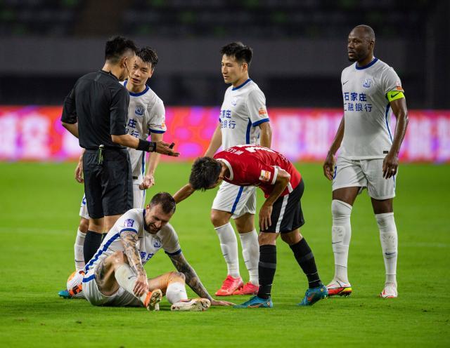 开云体育-为保级添砝码沧州锁定两外援 米哈伊洛维奇或离队